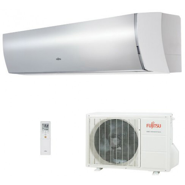 Инверторный кондиционер серебристого цвета Fujitsu ASYG12LTCA/AOYG12LTC