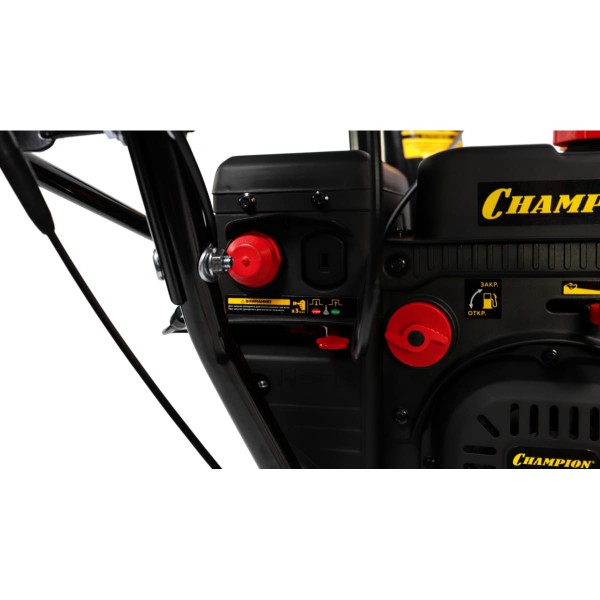 Бензиновый снегоуборщик Champion STT761E