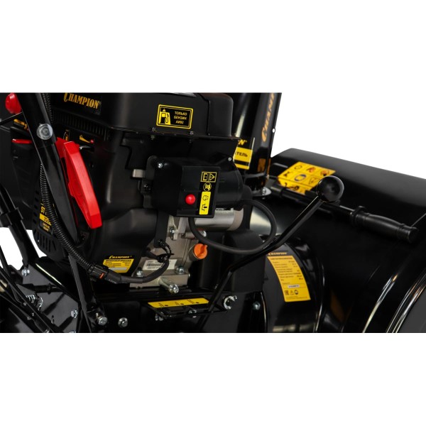 Бензиновый снегоуборщик Champion STT761E