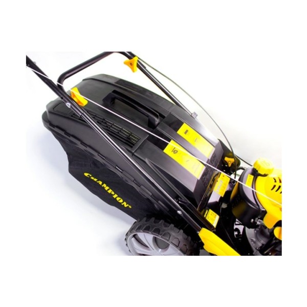 Бензиновая газонокосилка Champion LM5345
