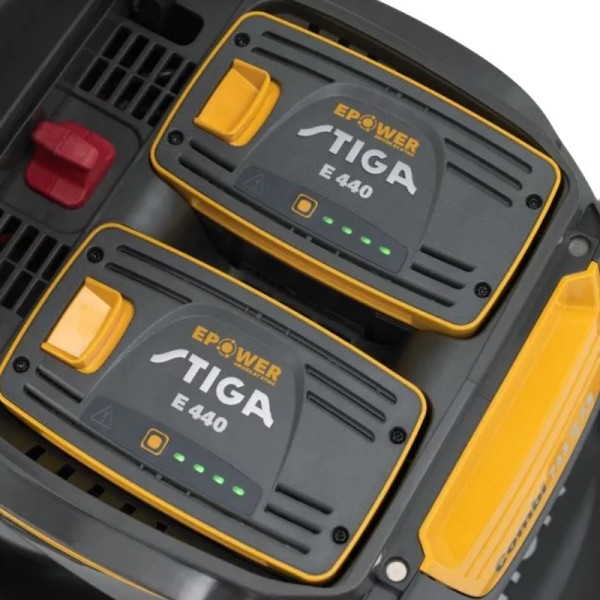 Аккумуляторная газонокосилка Stiga Combi 743 Q AE Kit