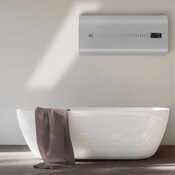 Электрический накопительный водонагреватель Electrolux EWH 100 Centurio IQ 3.0 Silver